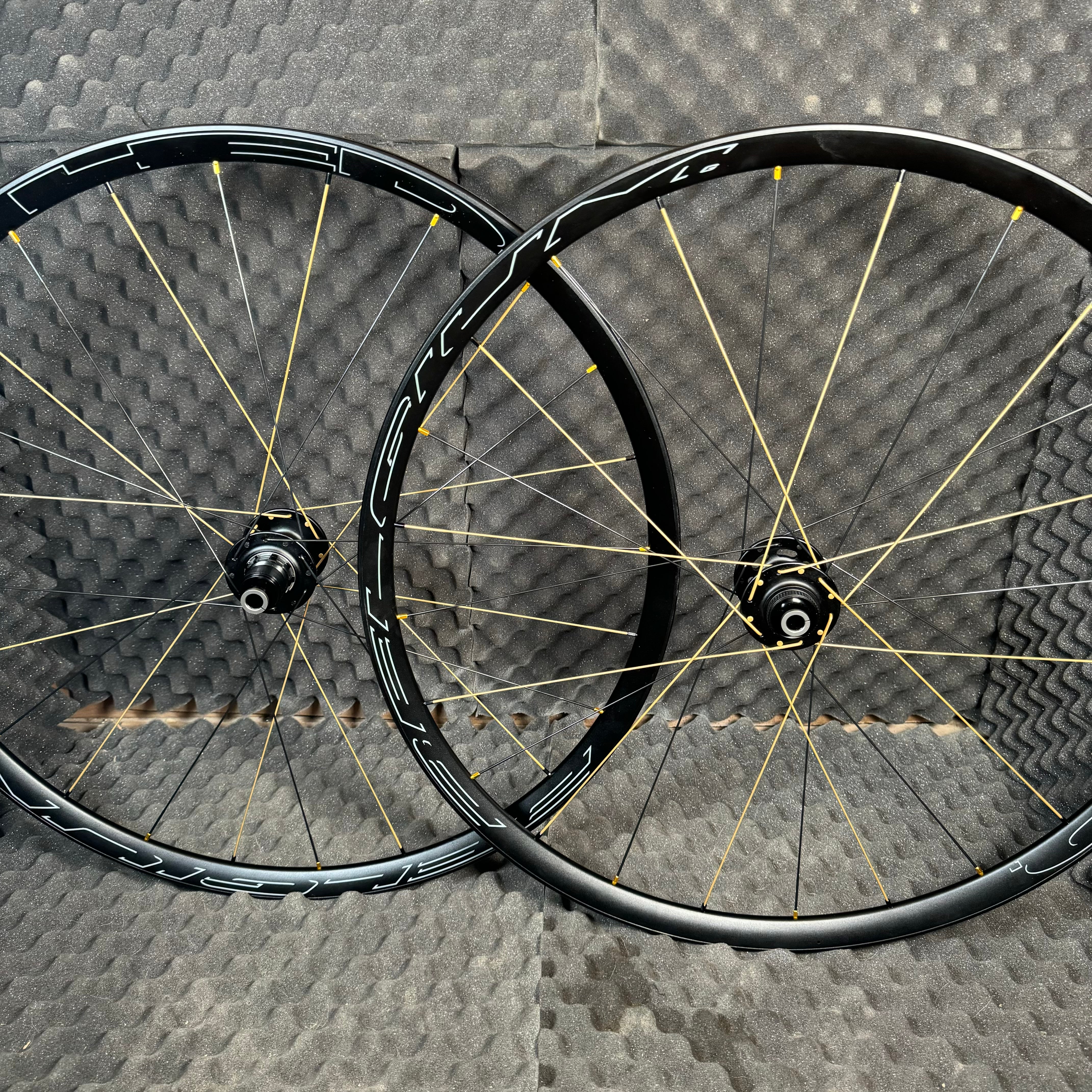 Bling Chris King and Hed Gravel Wheels NEW!