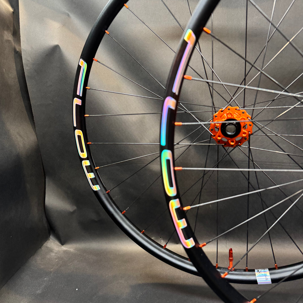 29" Flow Ex3 DH/Enduro wheels with I9 Hydra H2 hubs