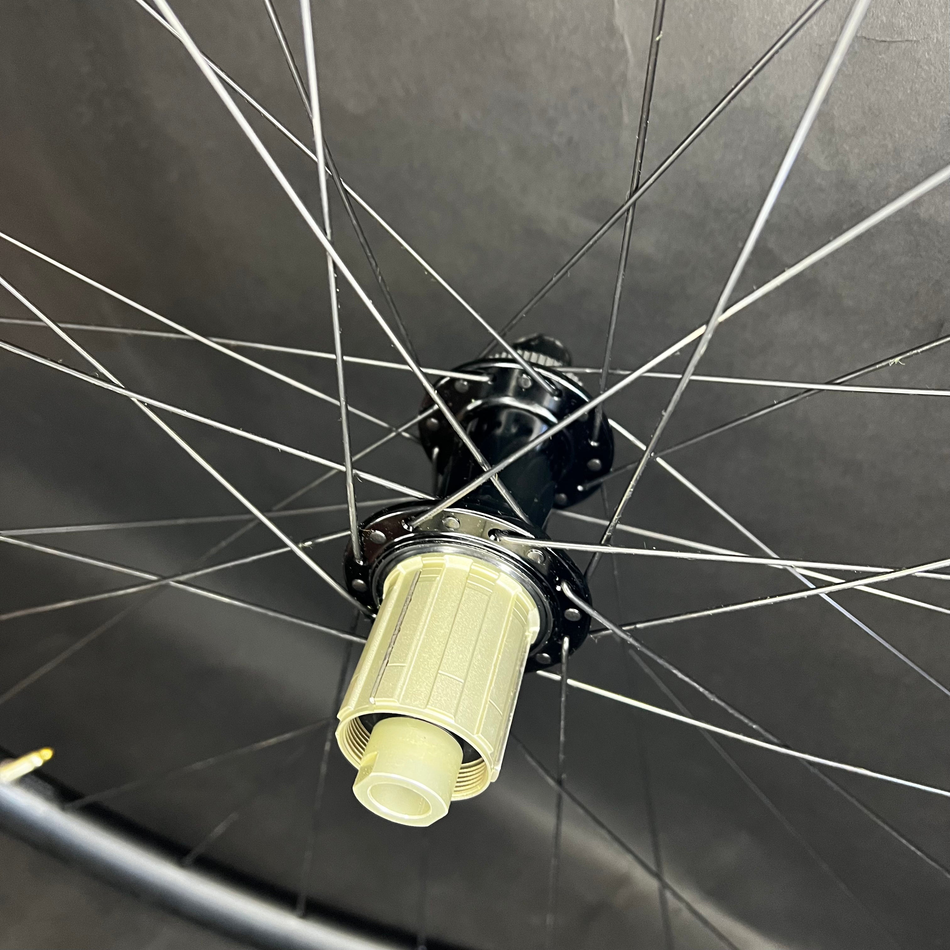 "Bang for the Buck" Gravel wheels Notubes Crest CX and Gravel wheels
