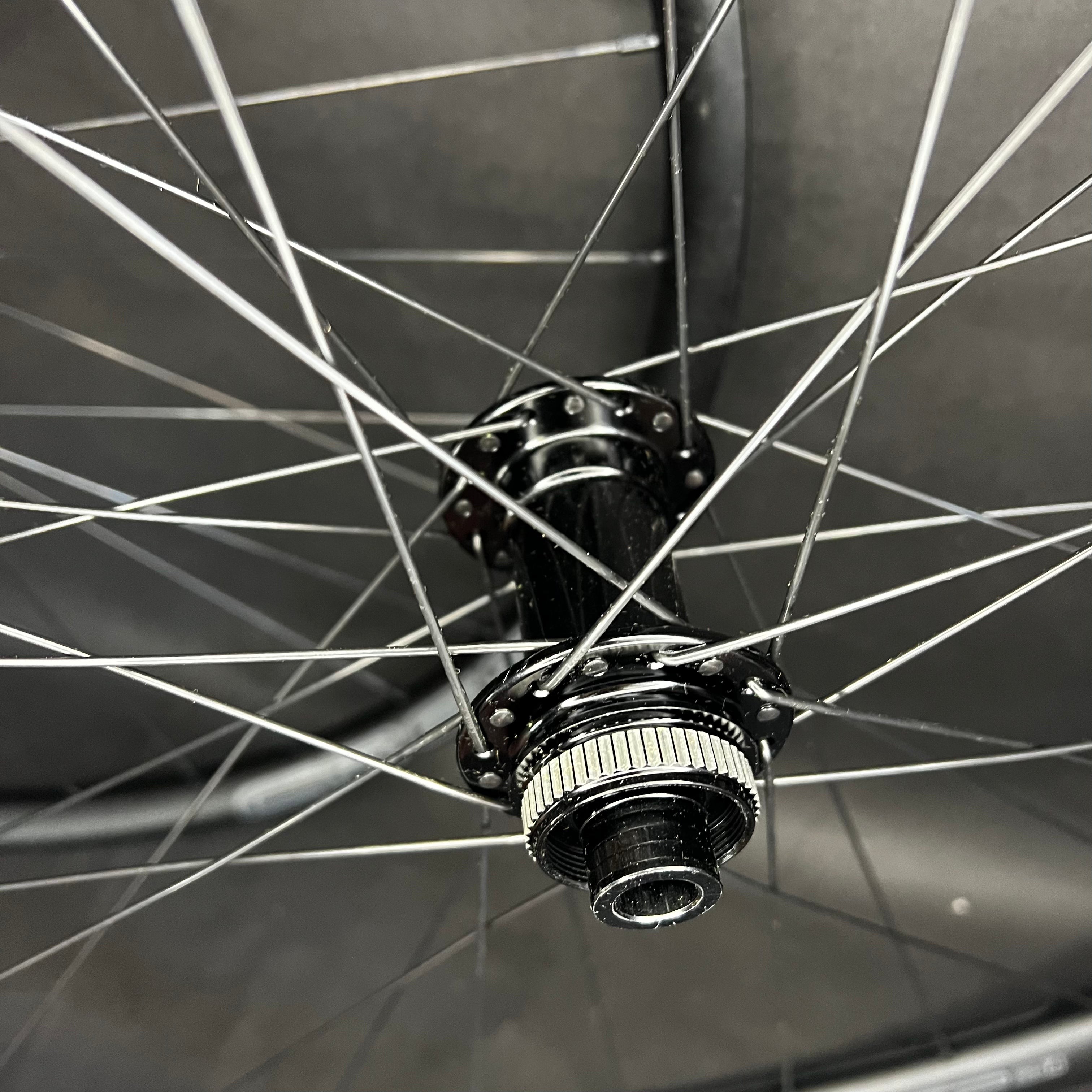 "Bang for the Buck" Gravel wheels Notubes Crest CX and Gravel wheels