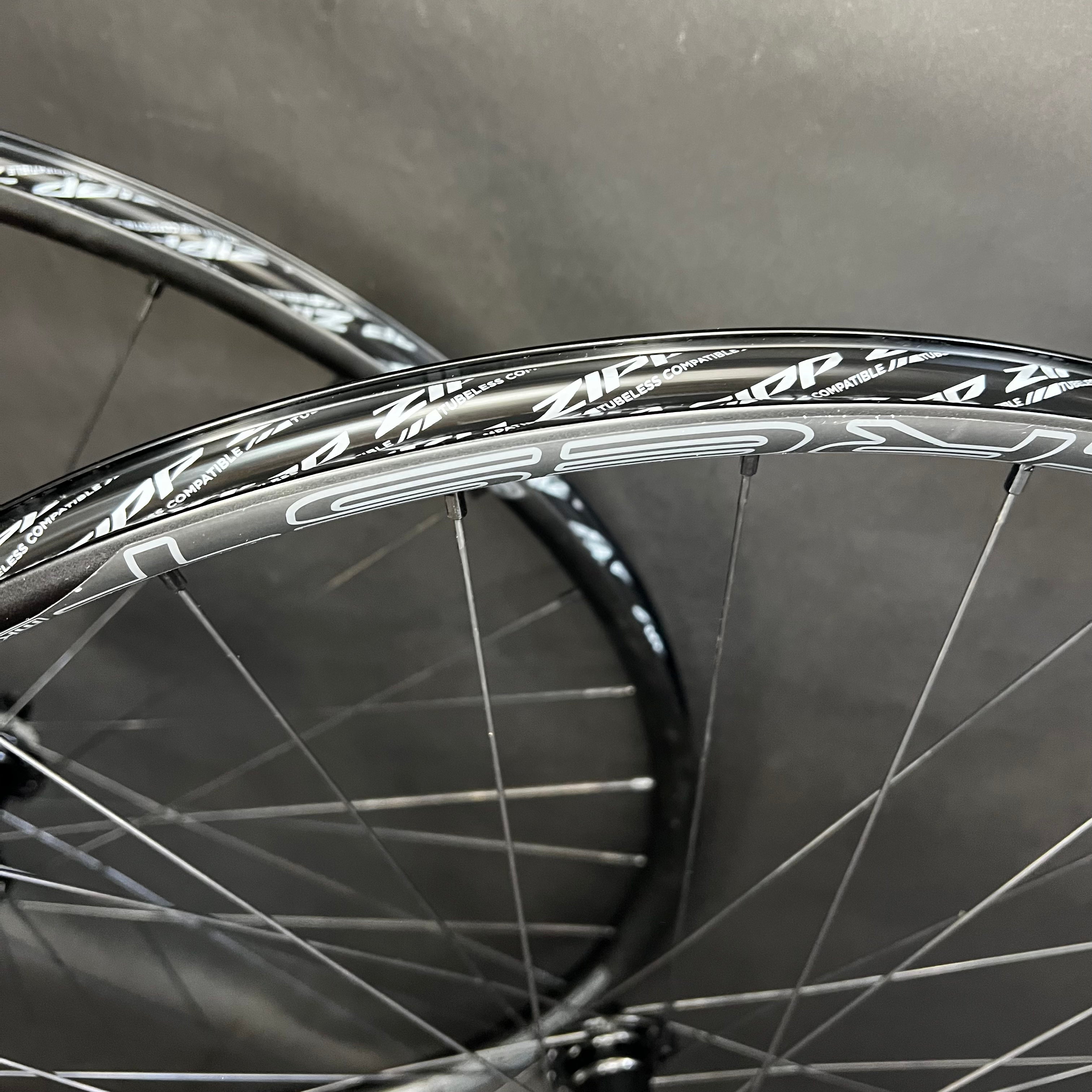 "Bang for the Buck" Gravel wheels Notubes Crest CX and Gravel wheels