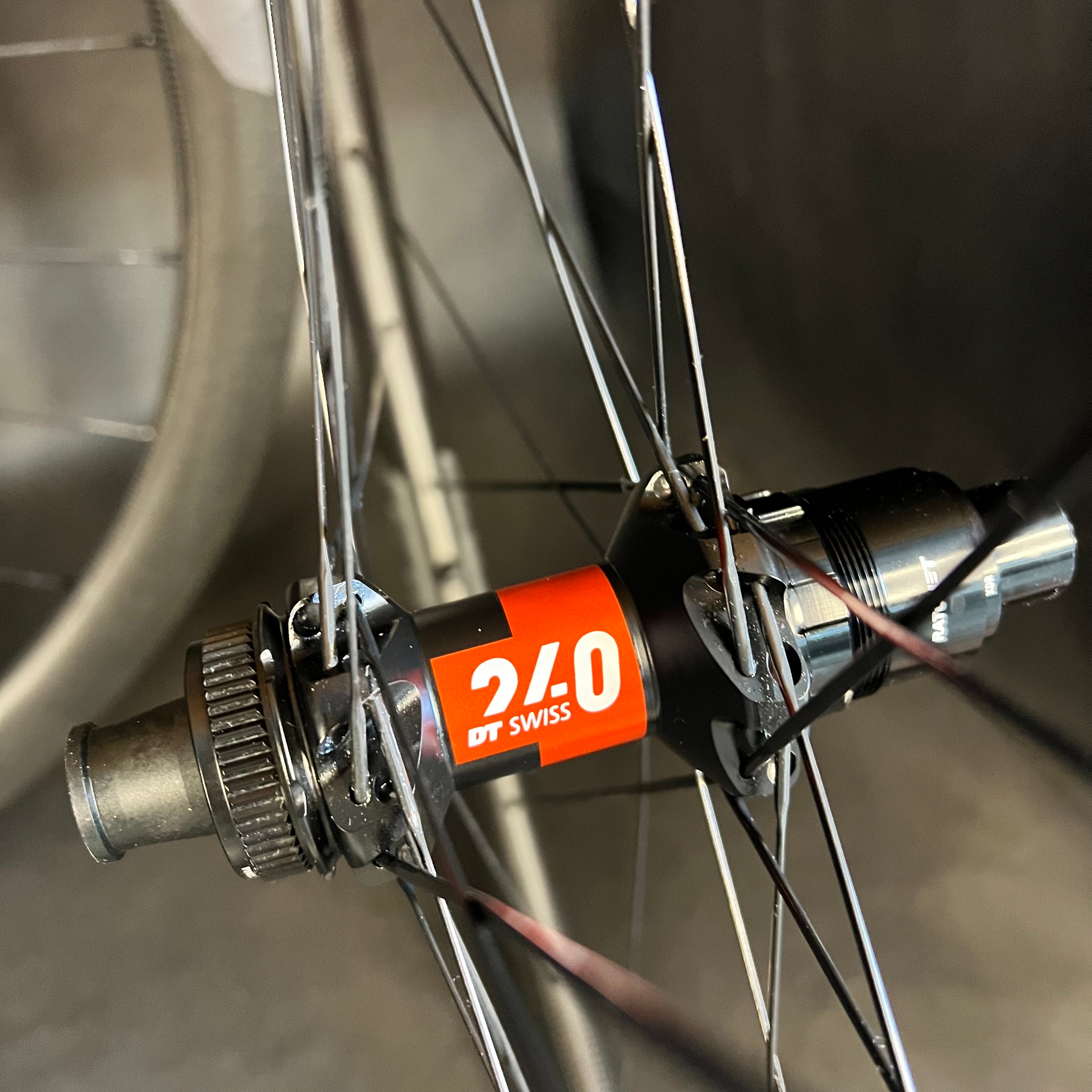 Custom Road/Gravel Wheel Builder tool