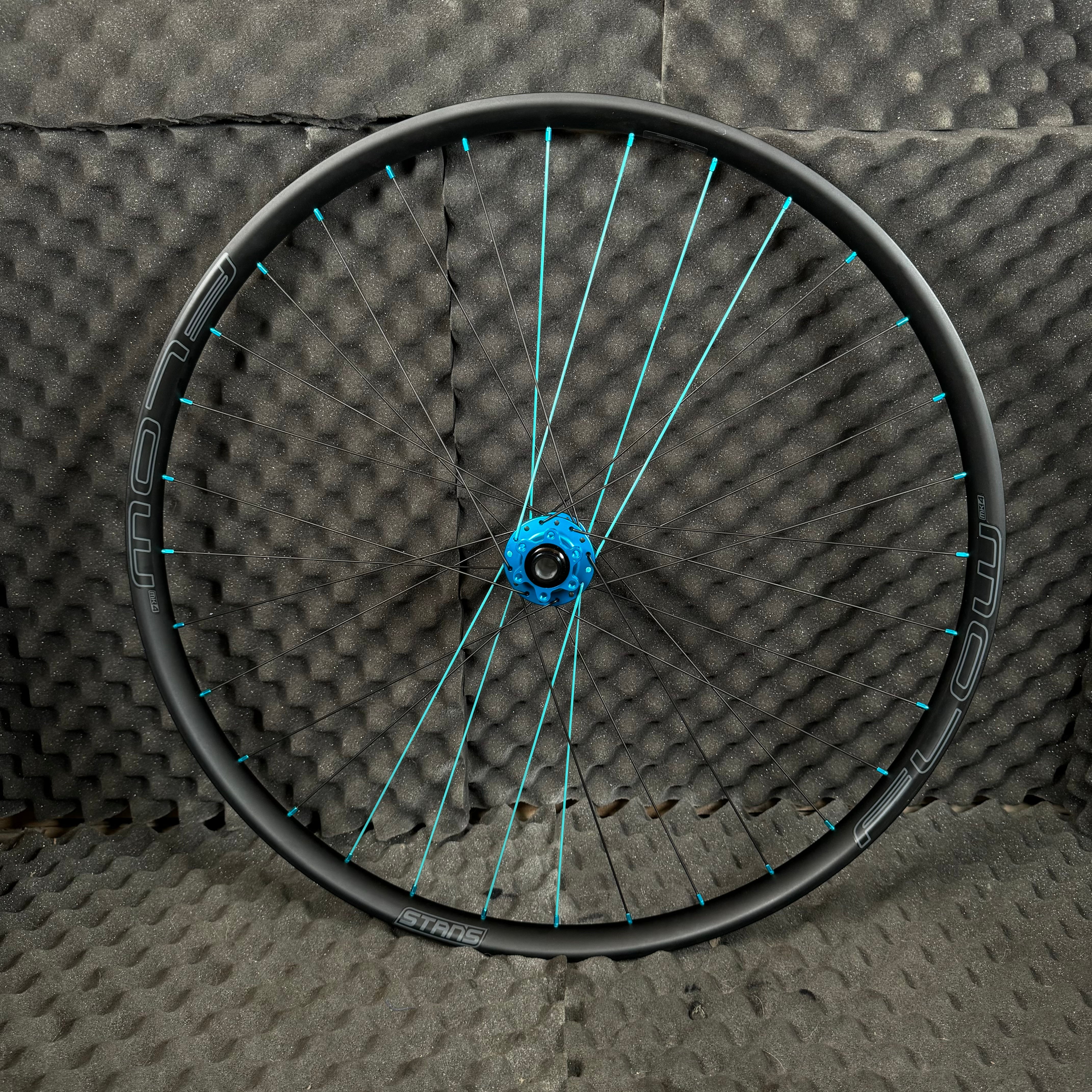 29" Flow mk4 Trail wheelset with I9 Hydra boost hubs