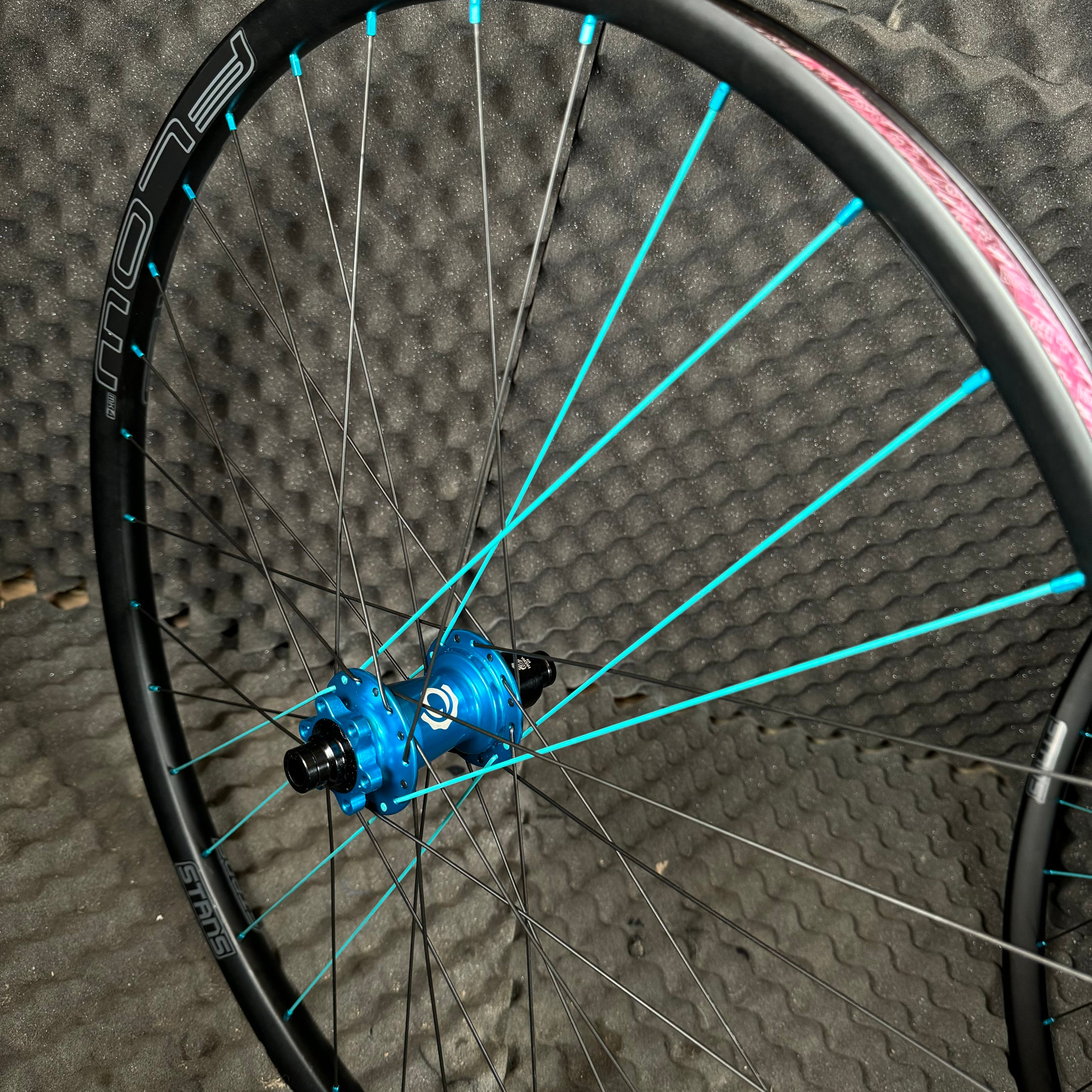 29" Flow mk4 Trail wheelset with I9 Hydra boost hubs