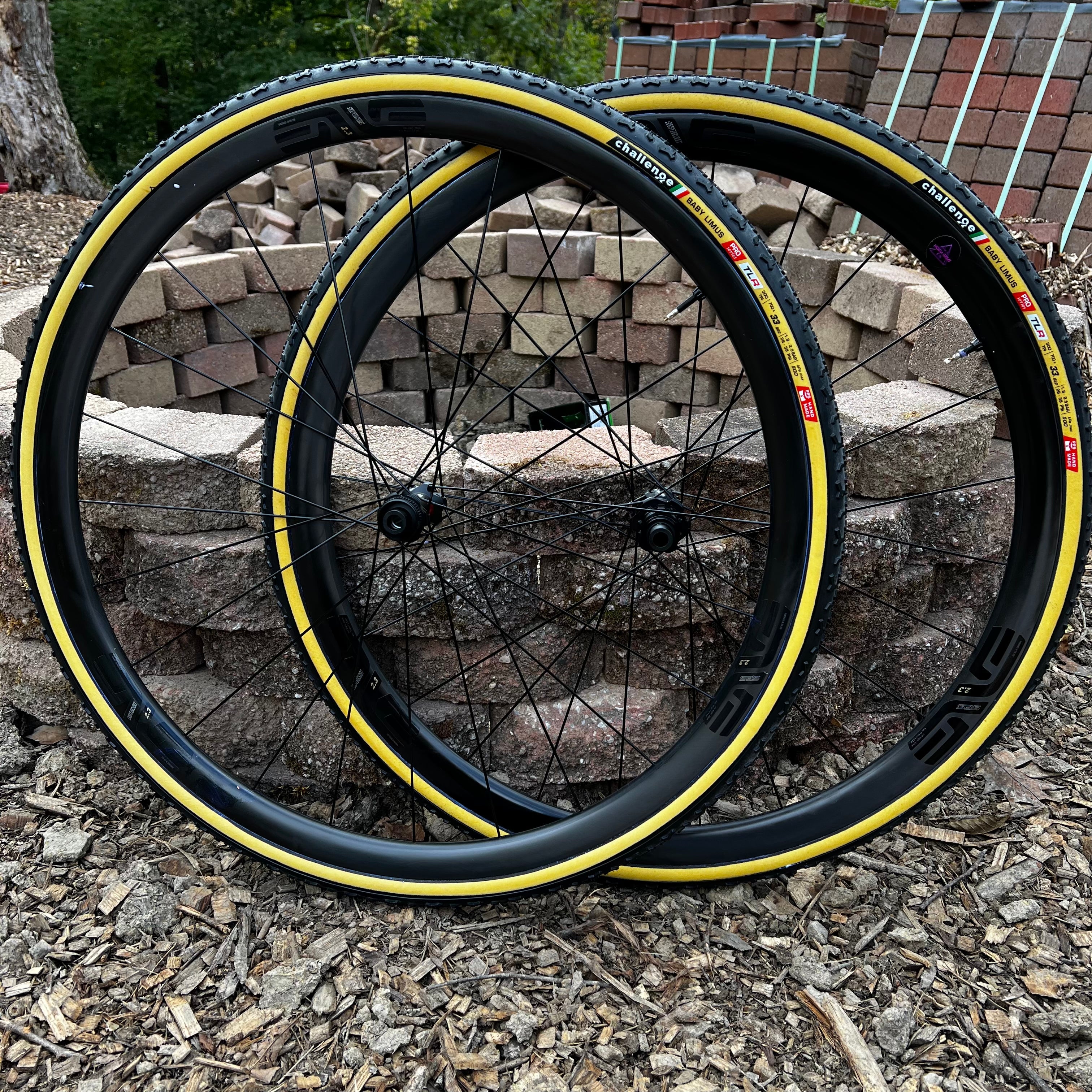 ENVE 2.3 SES 2023 With Enve Alloy Hubs