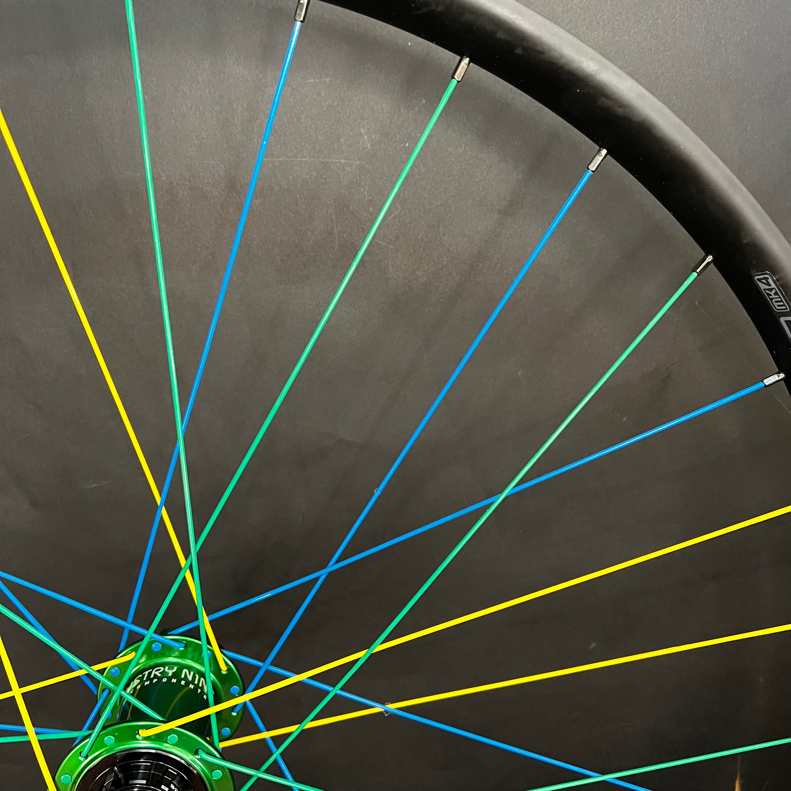 Green I9 hydra 2 Stans Notubes Flow mk4 Trail Wheelset