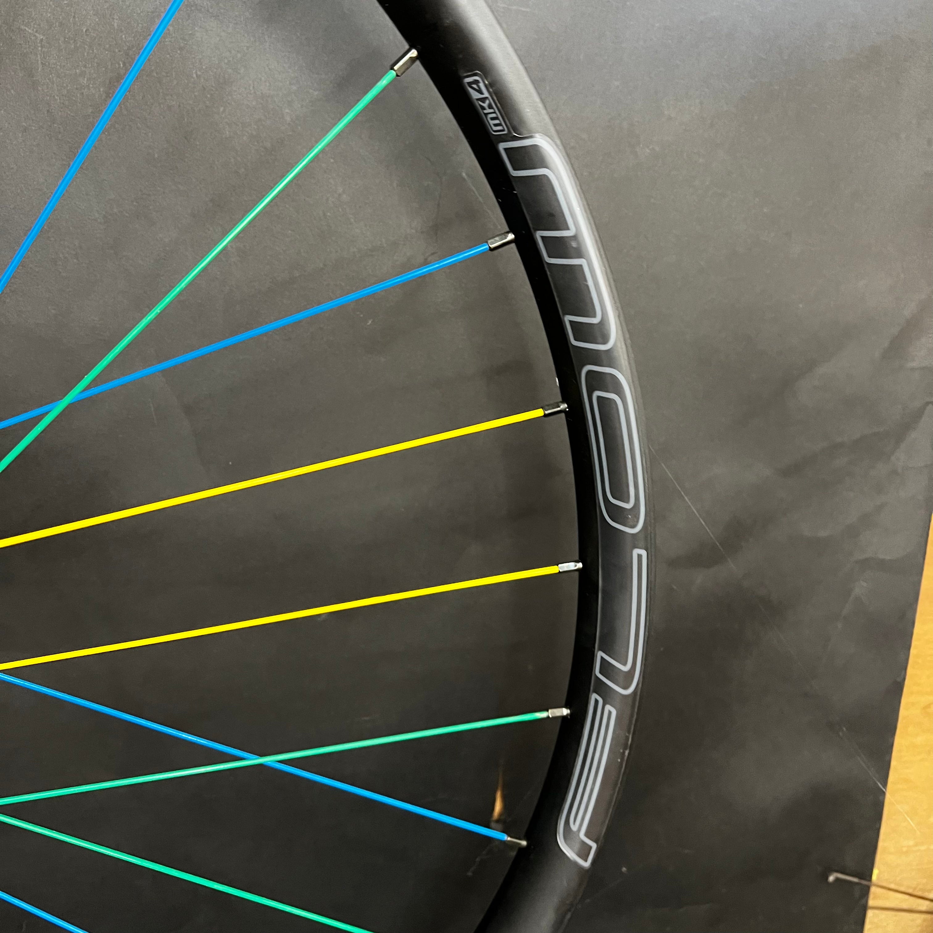 Green I9 hydra 2 Stans Notubes Flow mk4 Trail Wheelset