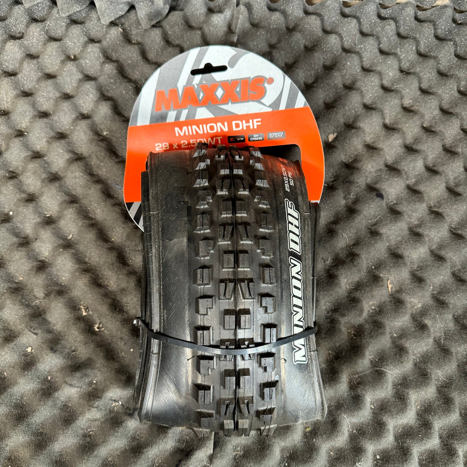 Maxxis Minion DHF 29X2.50" WT 3cMaxx Grip/TR/DH Casing