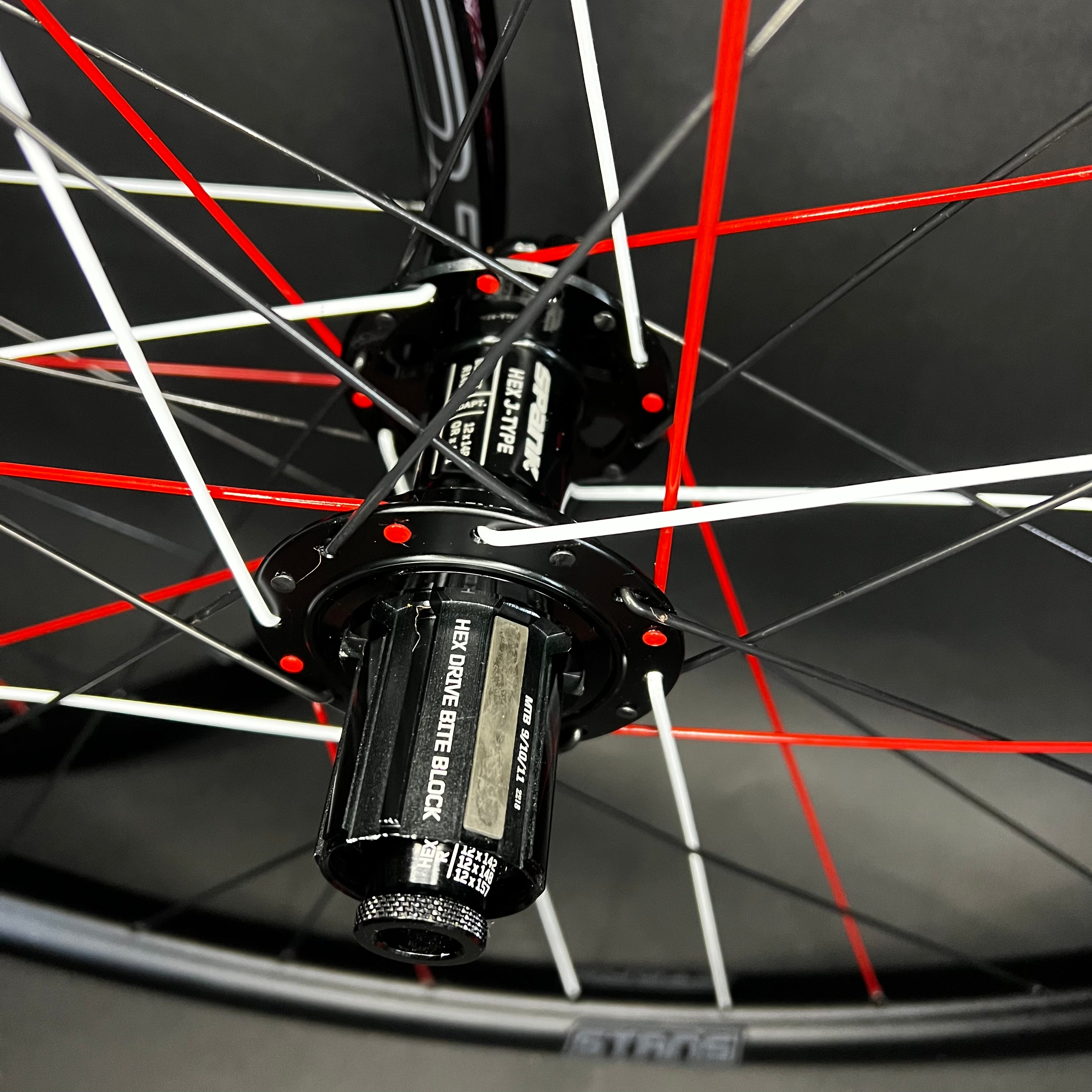 Gun metal hex hubs/ ARC rims