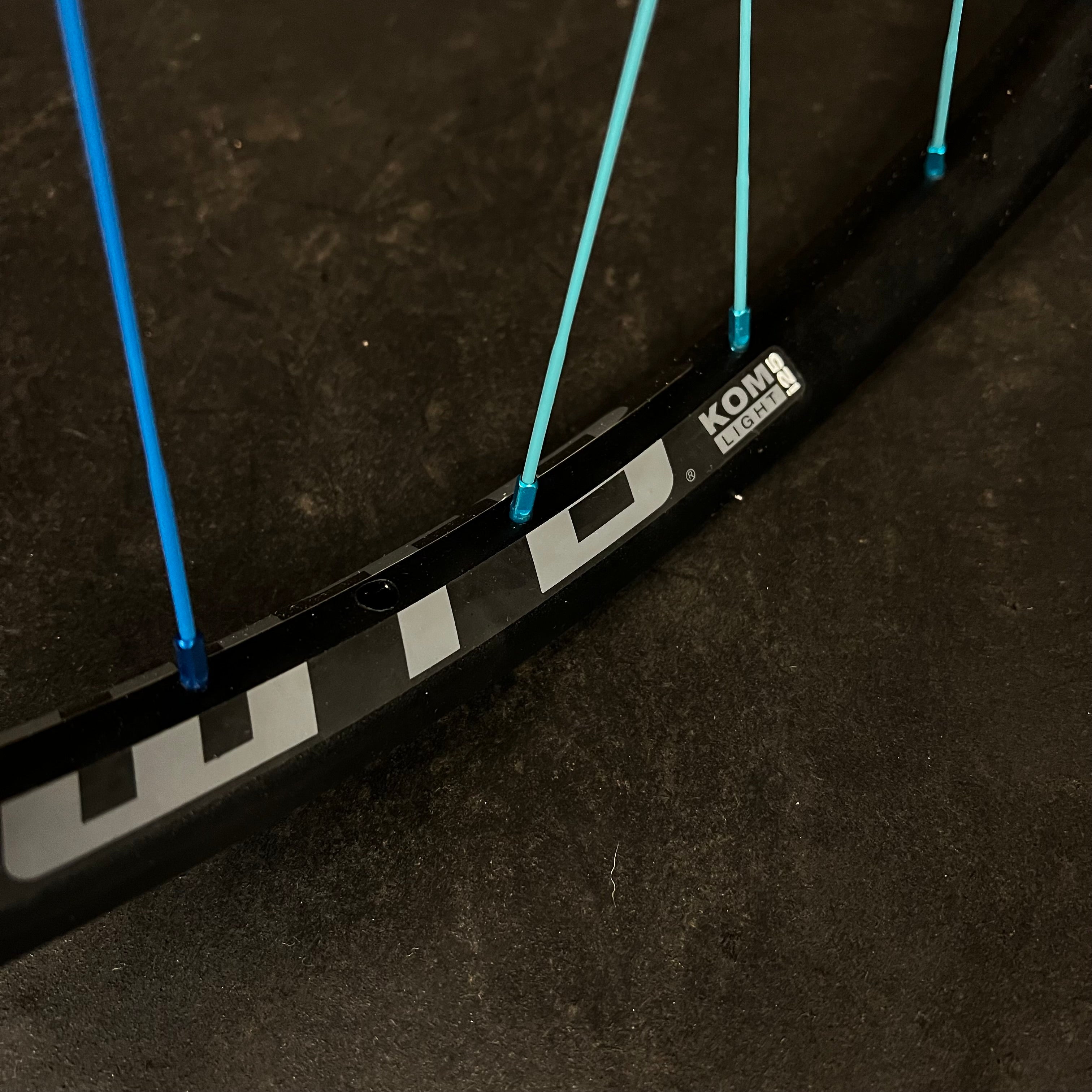 XC wheels: 29" WTB i25 Kom Light W/ Chris King Boost Hubs