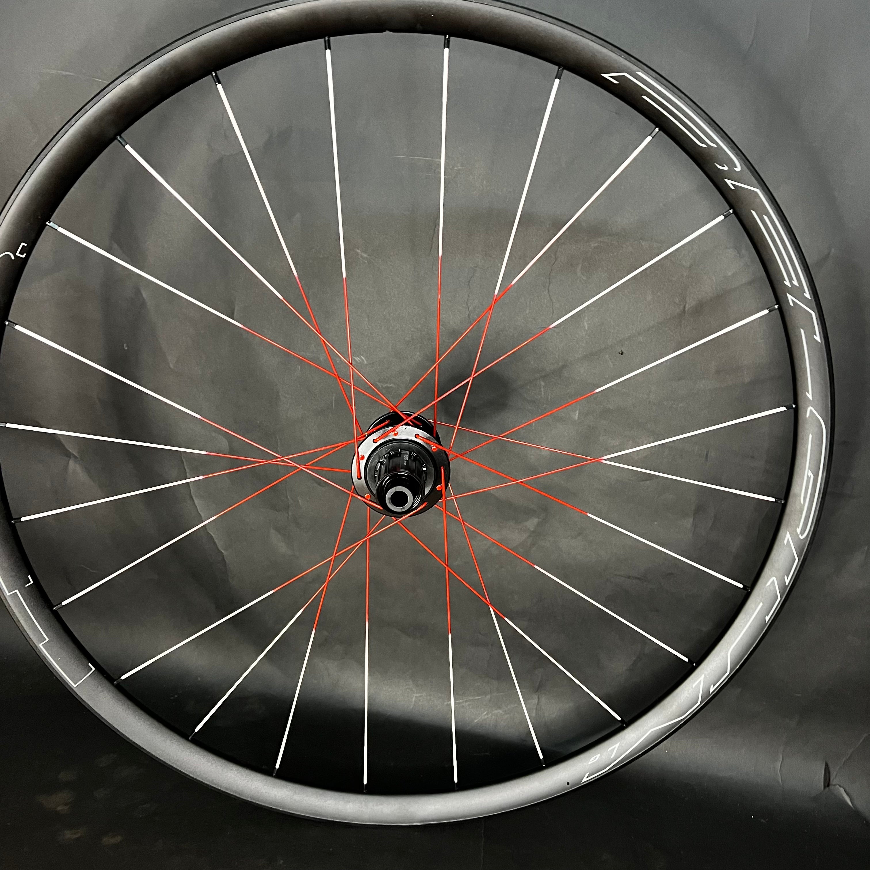 Custom Road/Gravel Wheel Builder tool