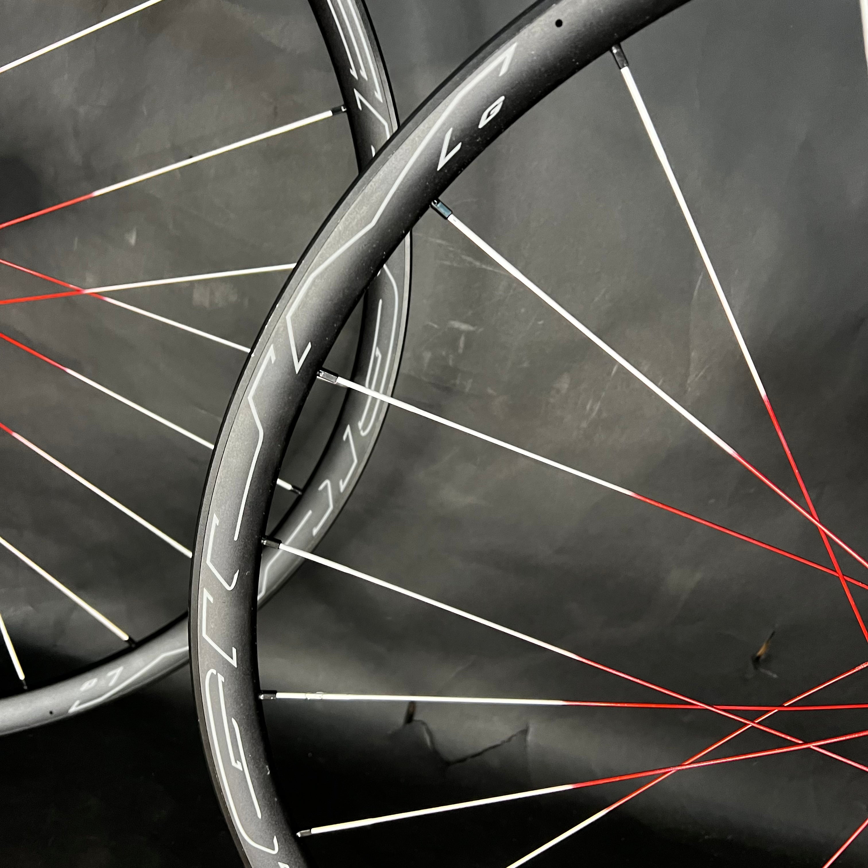 Custom Road/Gravel Wheel Builder tool