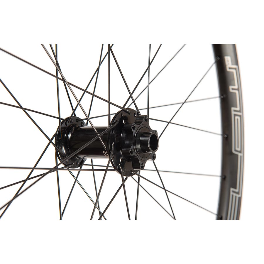 Stans No Tubes, Flow CB7, Wheel, Front, 29", 15x110mm Boost, Disc IS 6B