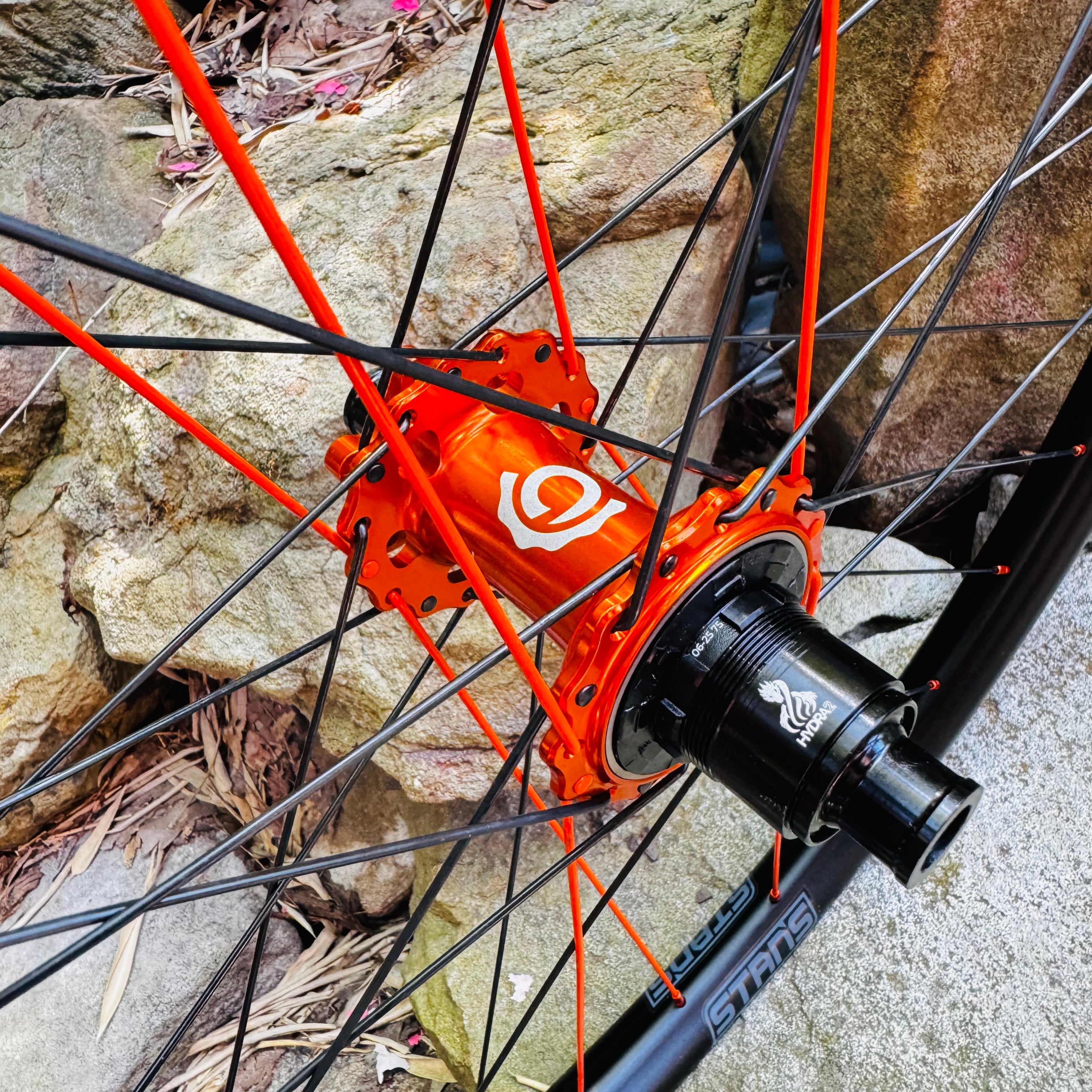 I9 Hydra 2 Orange Hubset with FLOW EX3 29" Tough Rims, Enduro/Dh/Ebike ready