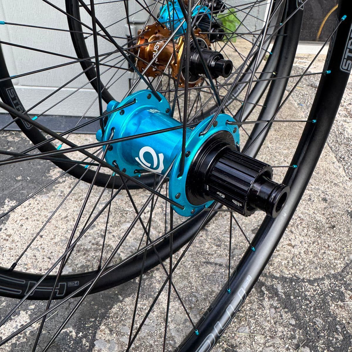 Closeout I9 Hydra Rear Boost wheels