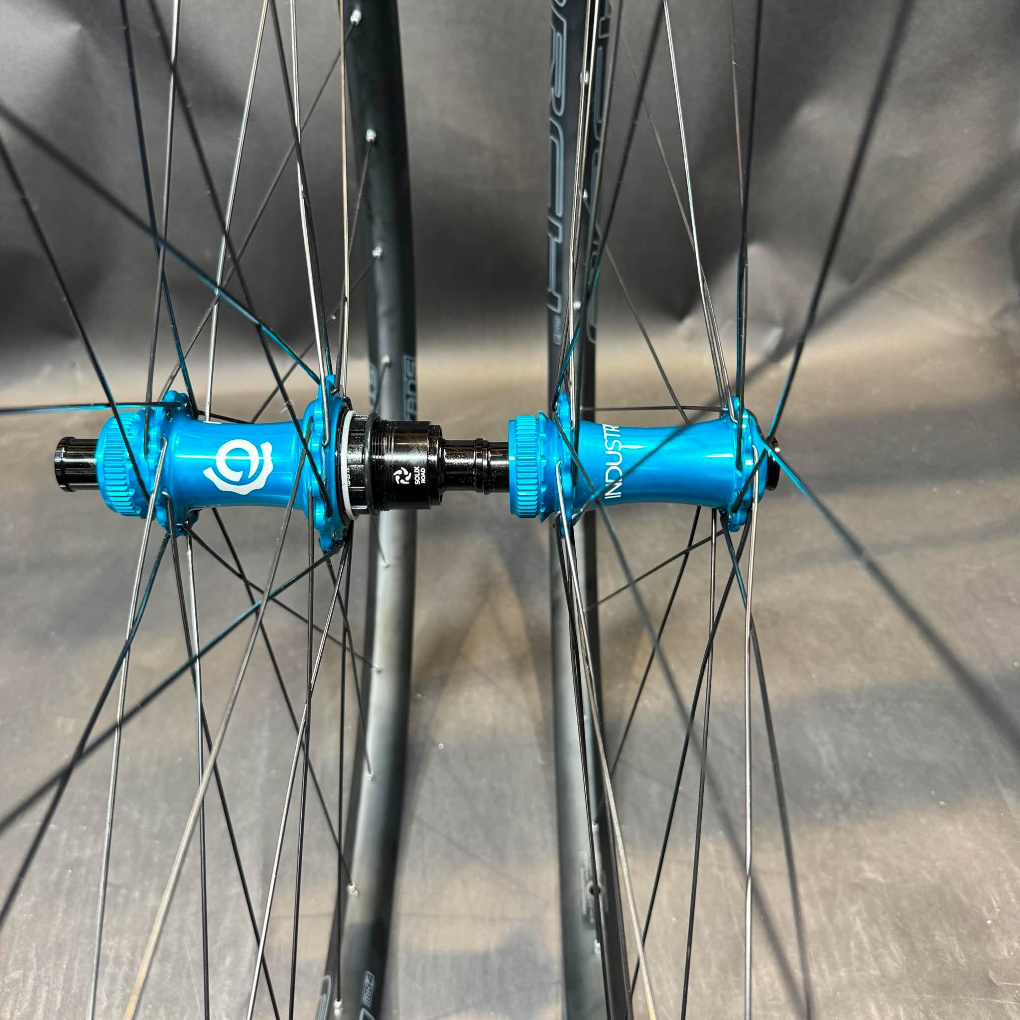 I9 Solix Hubs and Stans Arch Mk4 Wide Gravel rims