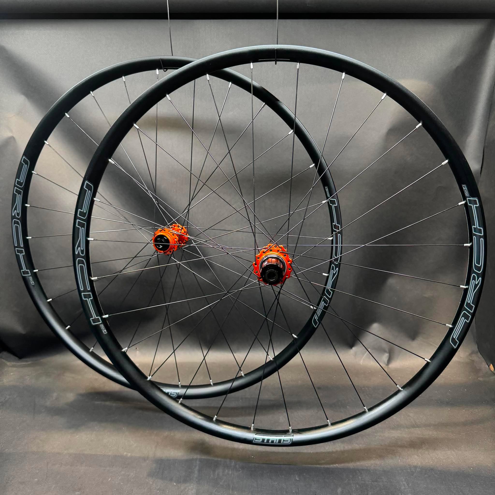 I9 Solix Hubs and Stans Arch Mk4 Wide Gravel rims