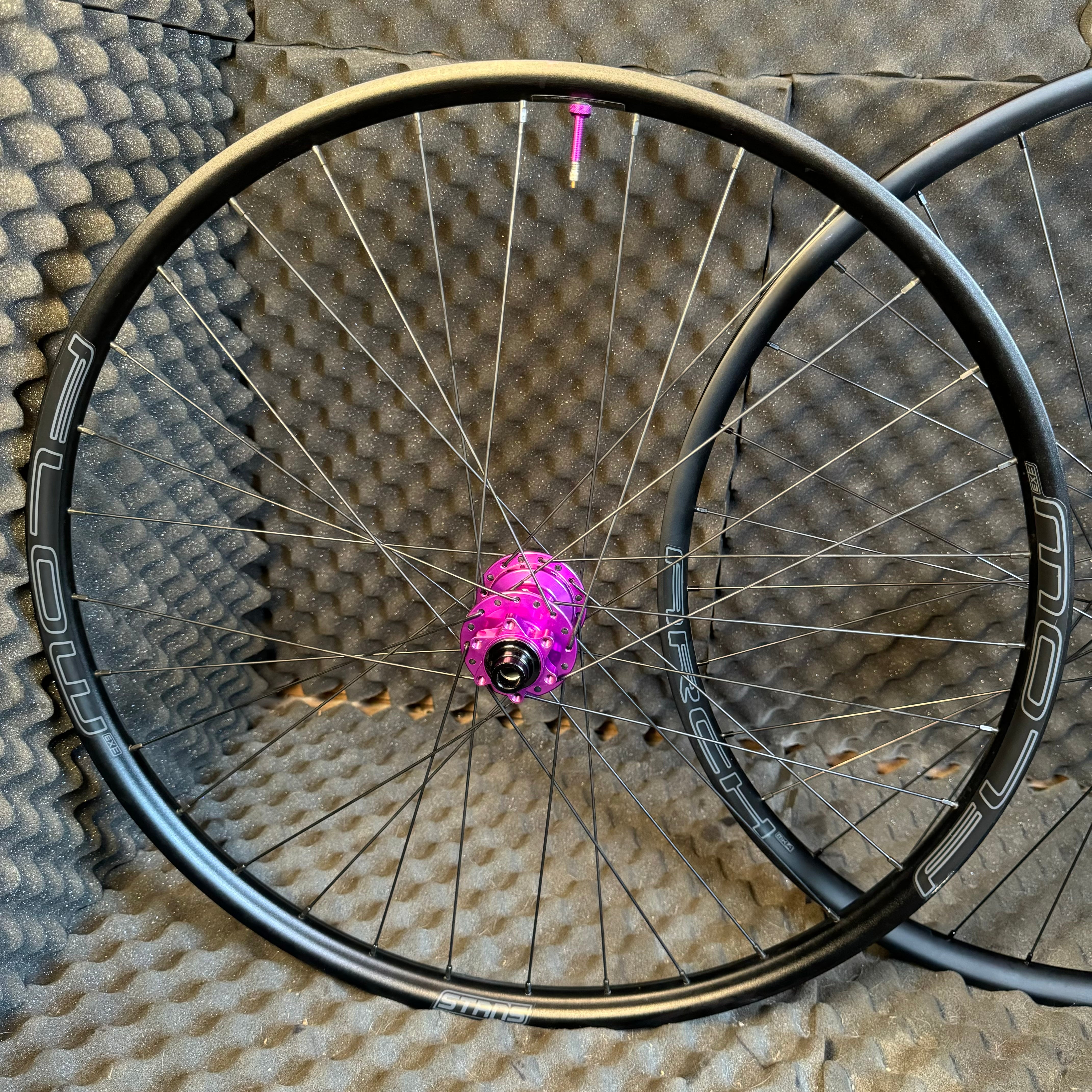 Mullet Notubes Hard Trail wheelset with Hope Boost hubs