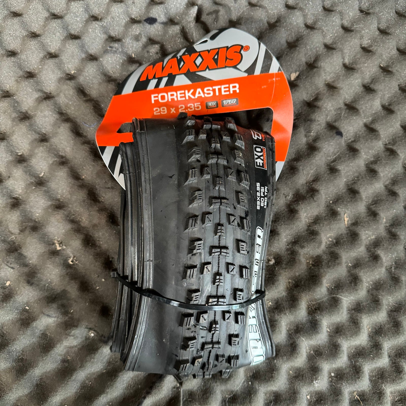 Maxxis Forekaster 29X2.35" Dual Component/TR/Exo