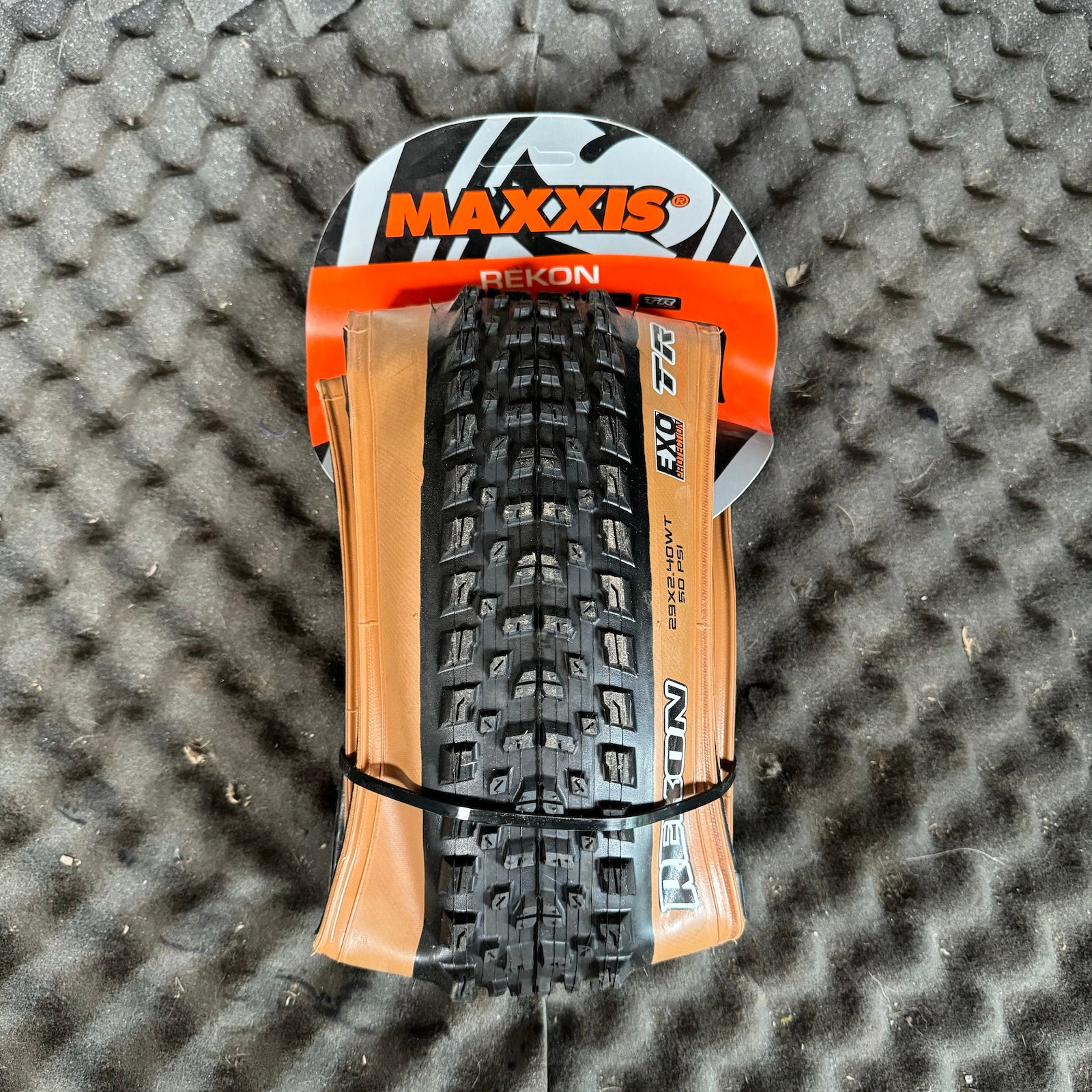 Maxxis Reckon 29X2.40" WT Tan Wall TR/Exo