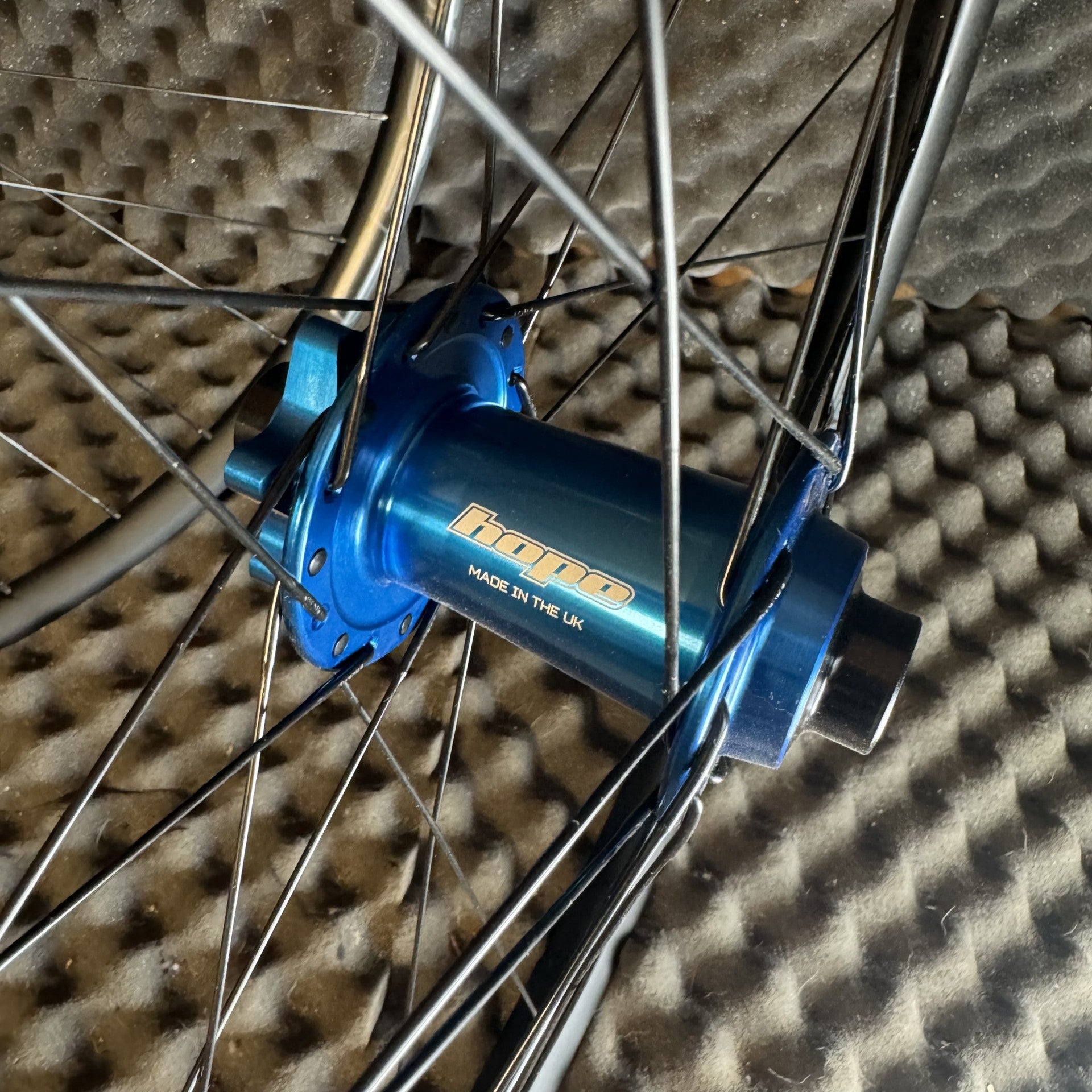 XC Notubes Crest MK4  29" rims With Hope pro 5 hubs