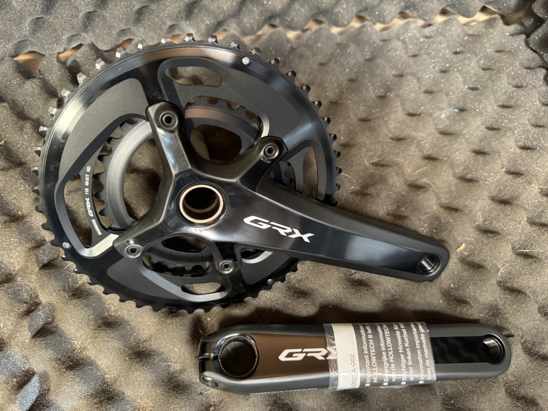 New Shimano GRX 810 31-48T 175mm crankset take off