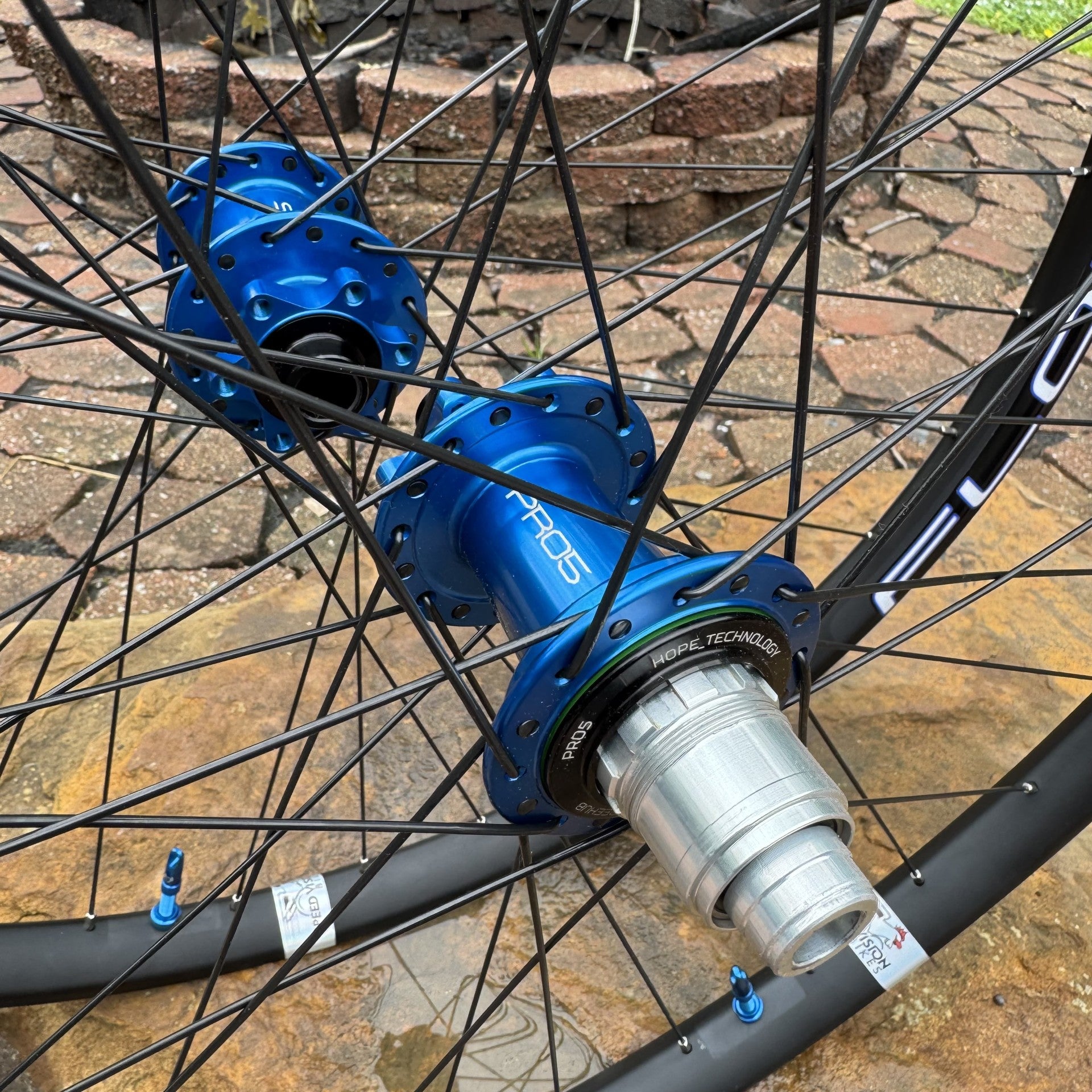 Hope Pro 5 Hard Trail Wheelset with Flow MK4 rims