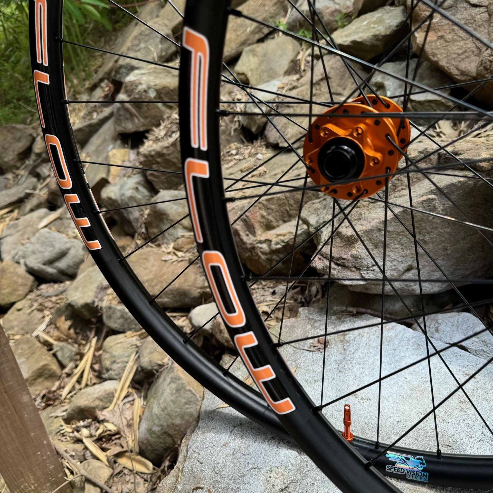 Hope Pro 5 Enduro wheelset with Flow EX3 rims