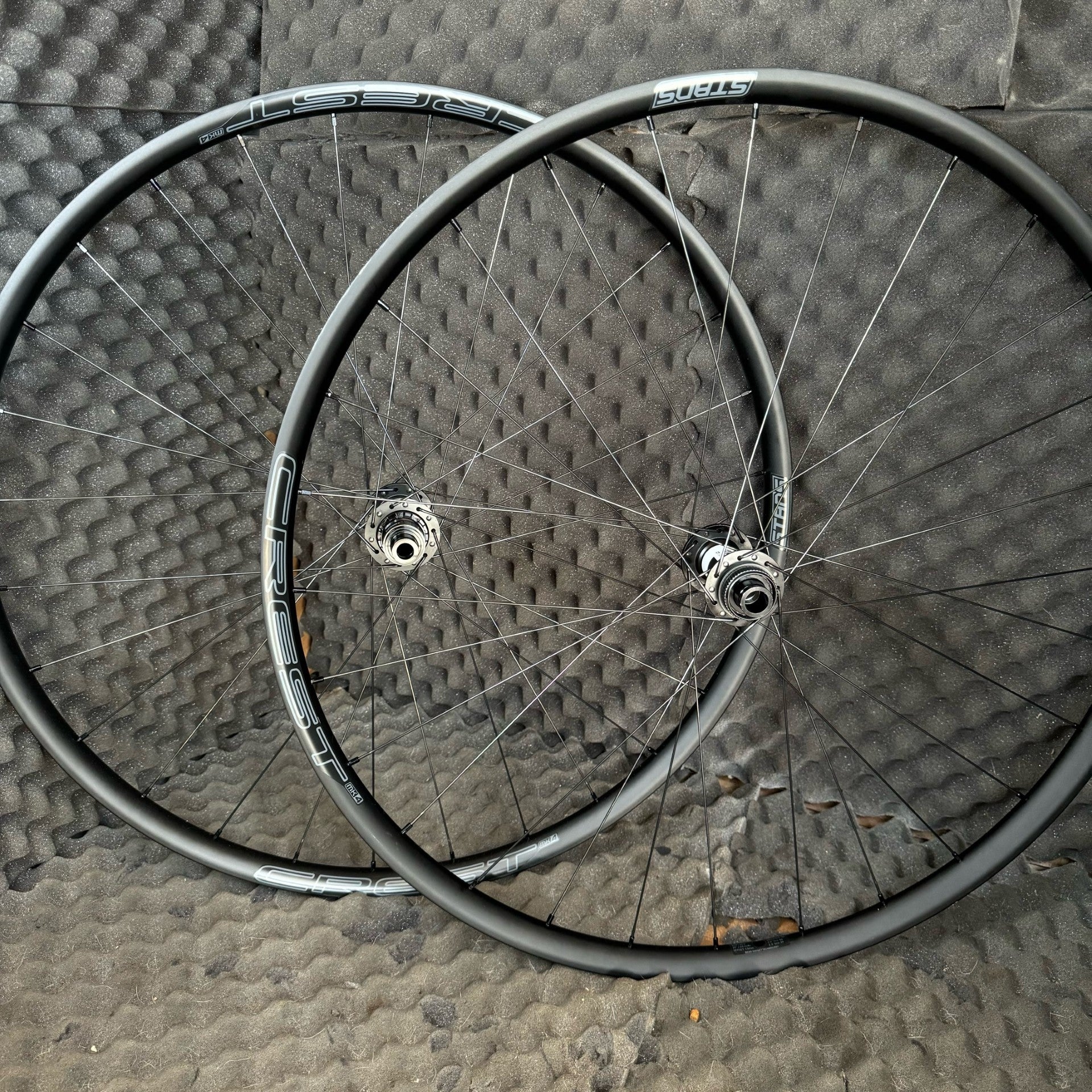 1460 gram Dt 350 Boost Xc wheelset with Crest Mk4 rims