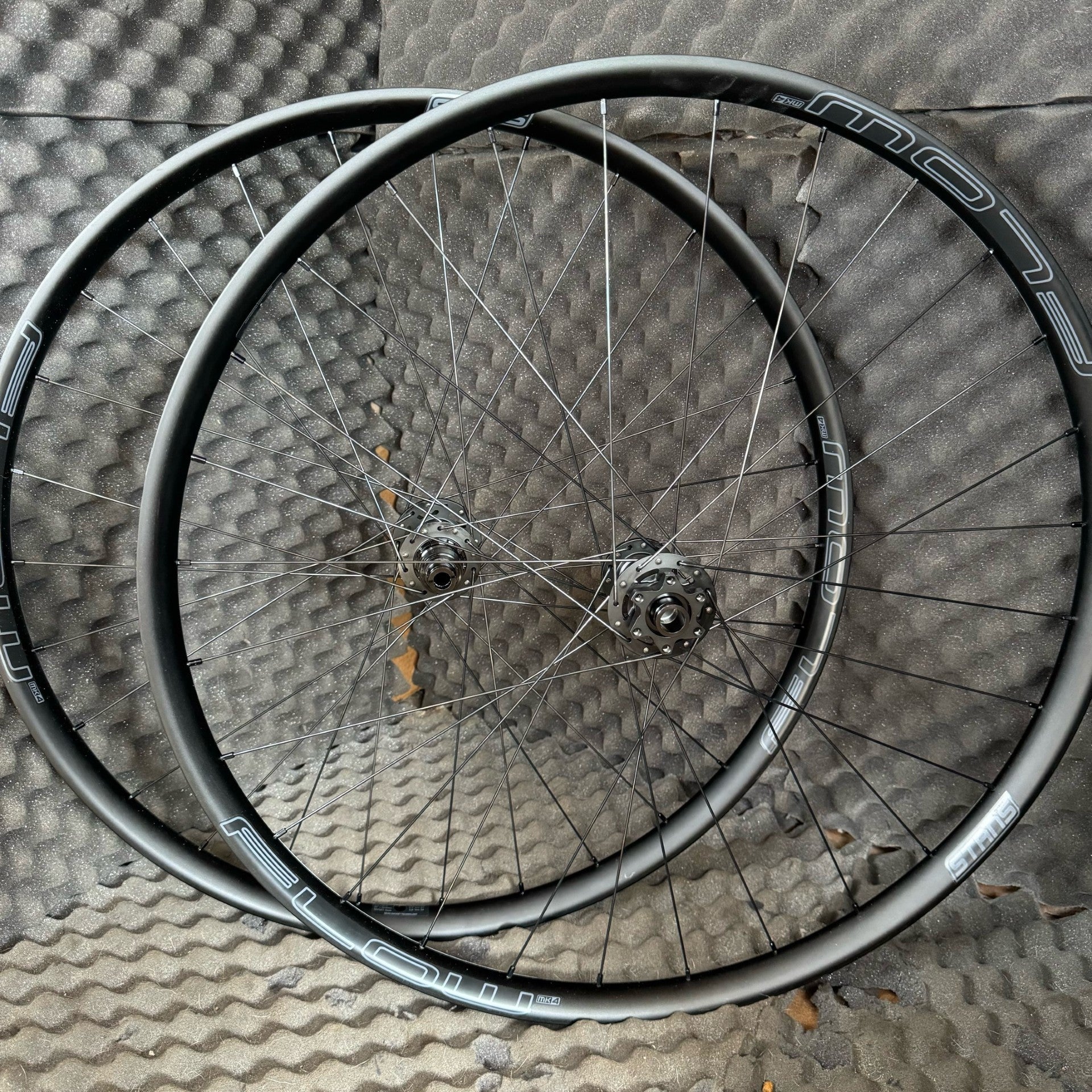 29" flow MK4 Trail Rims with Dt 350 Ratchet hubs