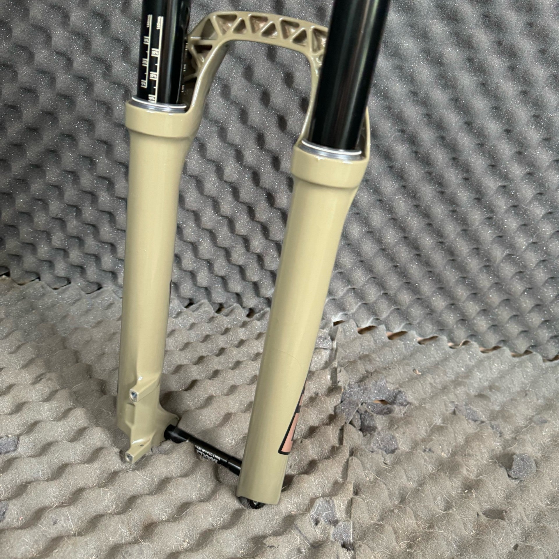 Custom New Pike ultimate fork 120-140mm travel