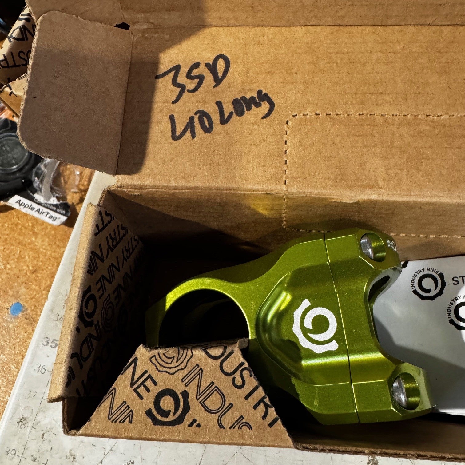 Industry 9 32 and 40mm stems