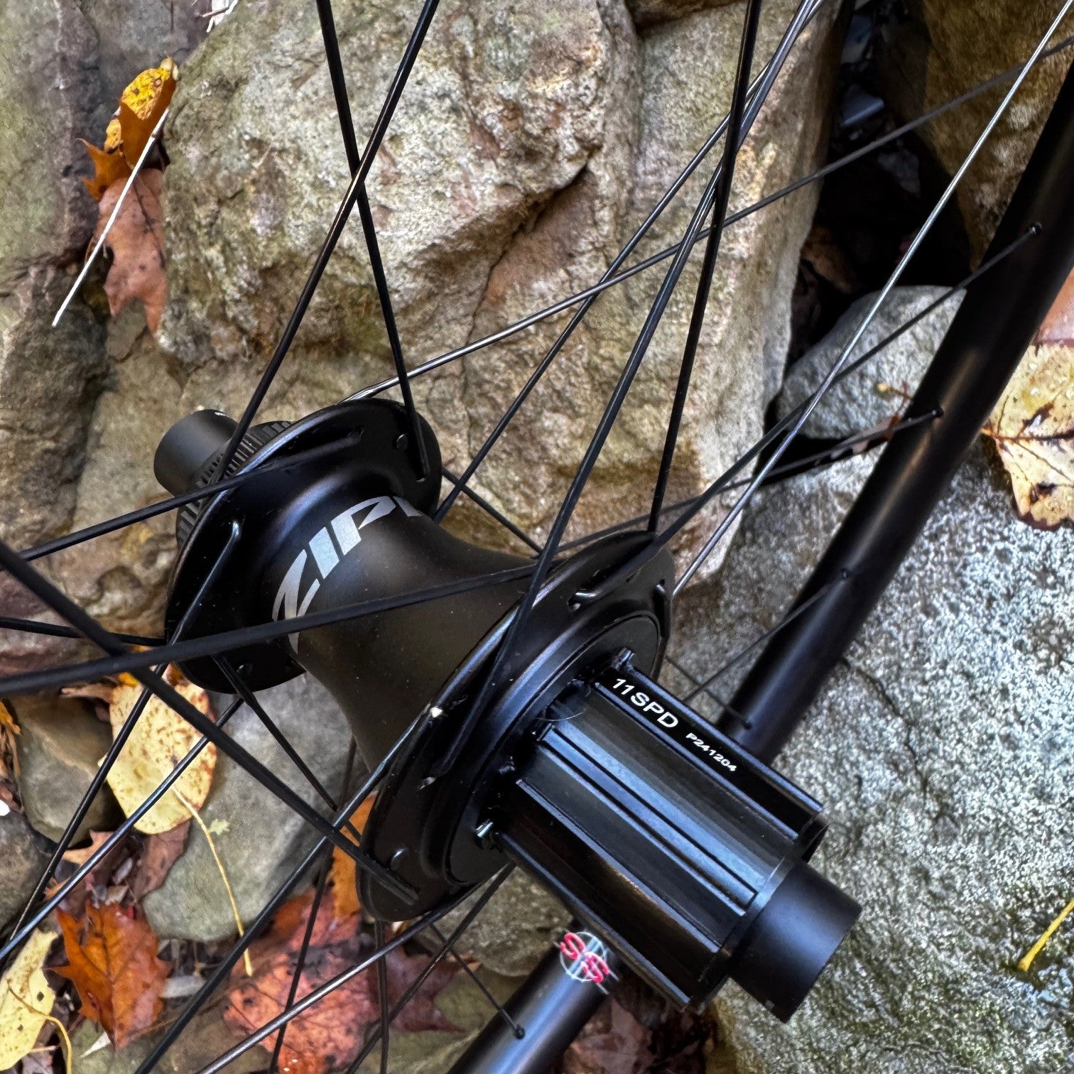 Zipp ZR1 hubs with Velocity Blunt SS gravel wheels 1460 grams