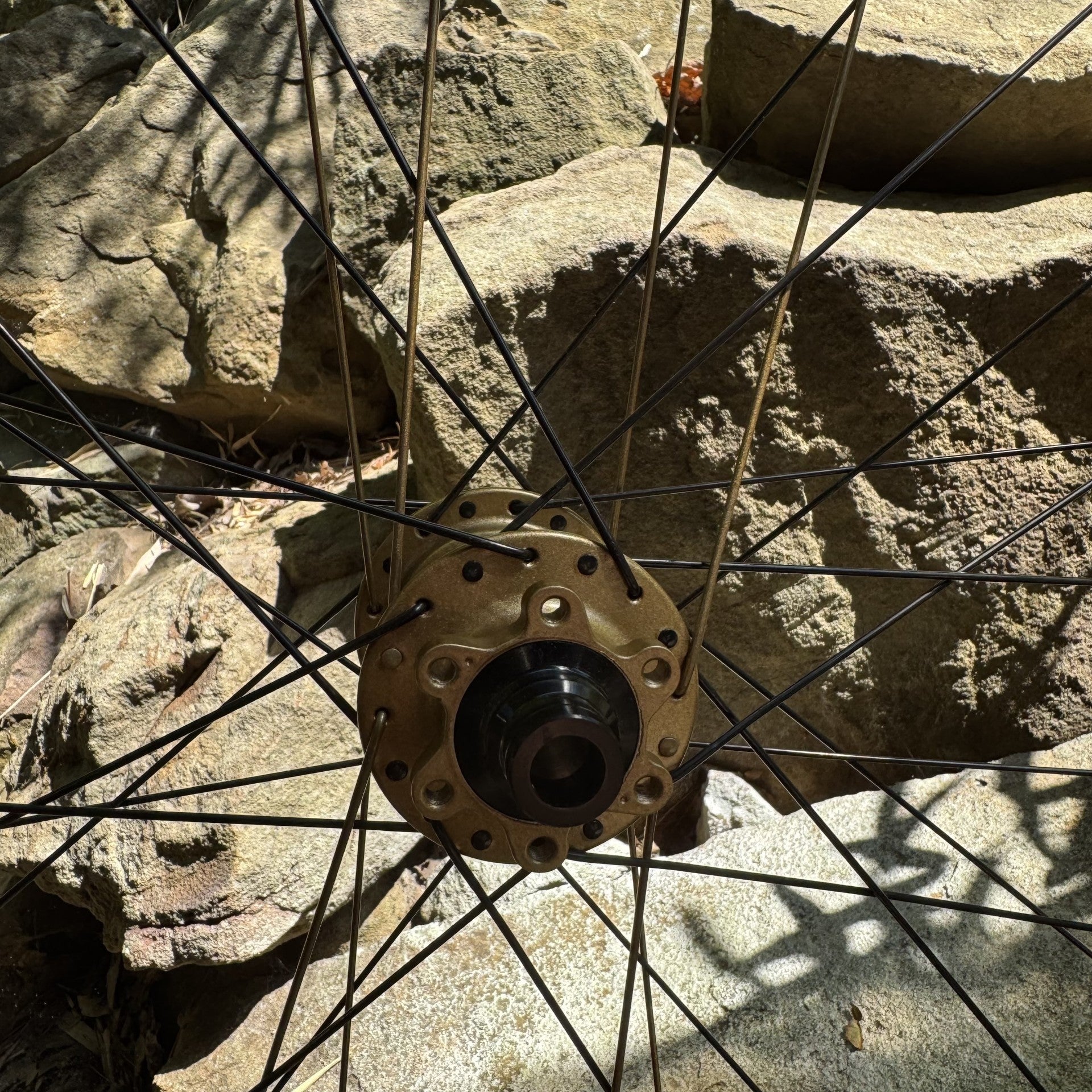 Custom Podium Gold I9 Hydra rear Enduro/DH wheel