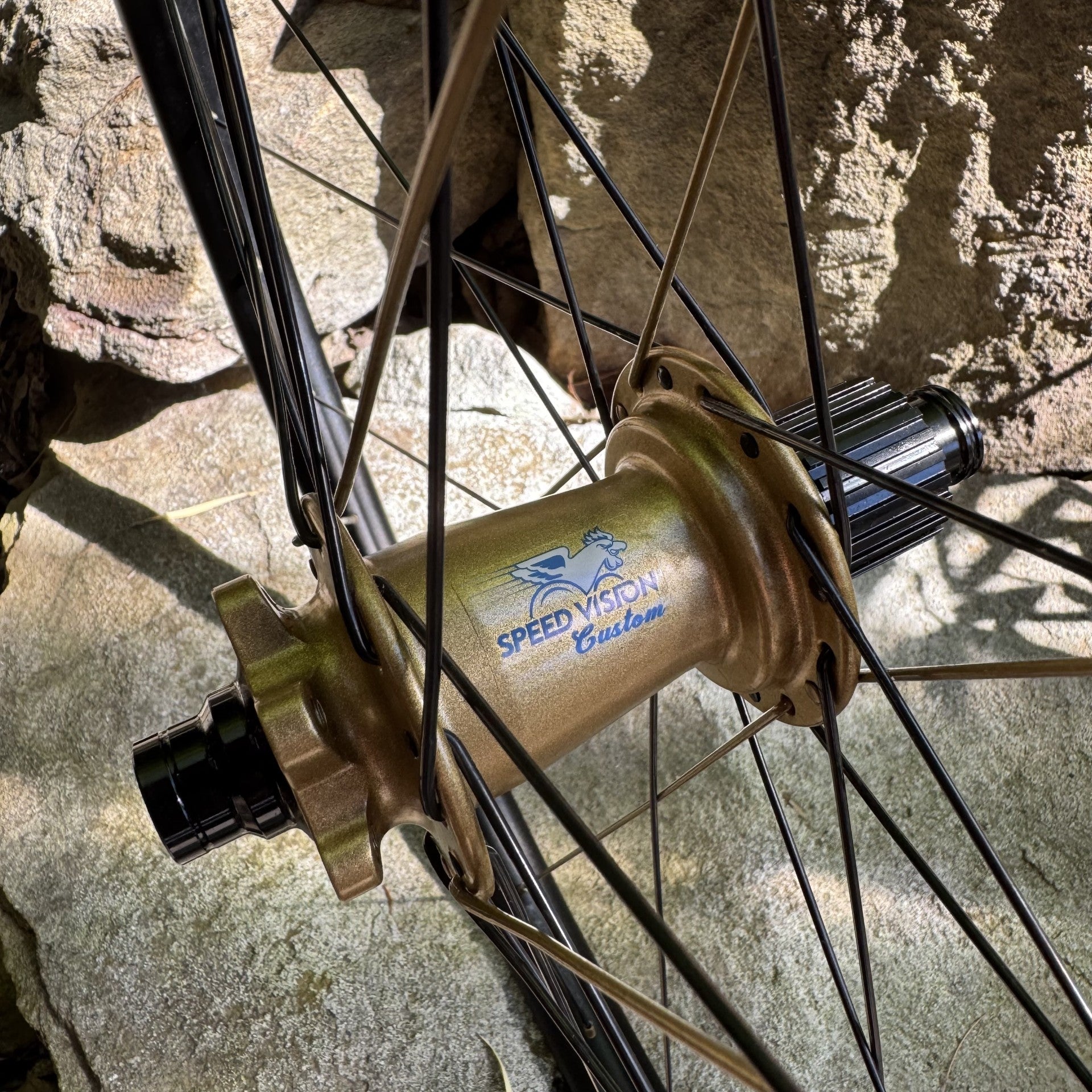 Custom Podium Gold I9 Hydra rear Enduro/DH wheel